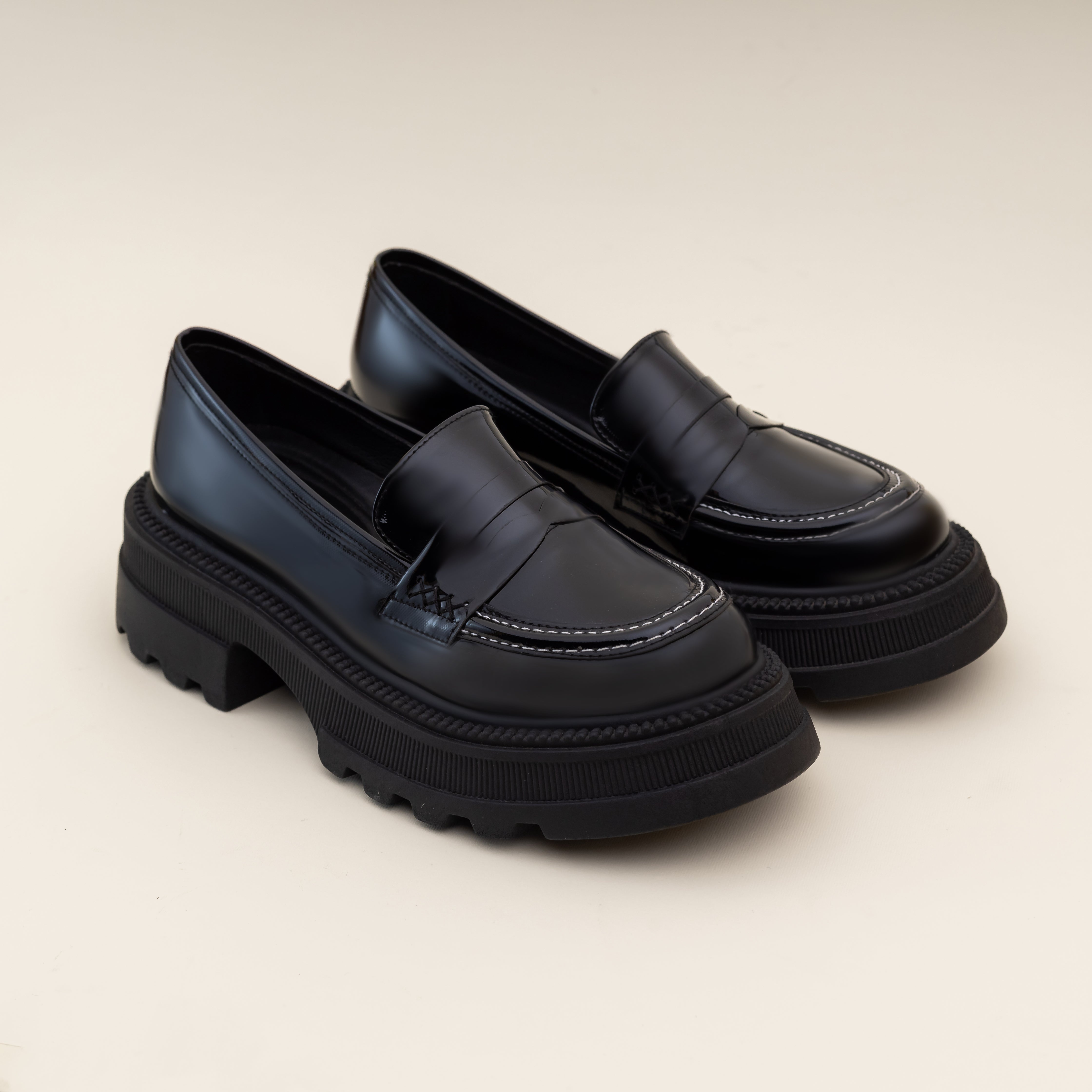 Women Black Verne Chunky College