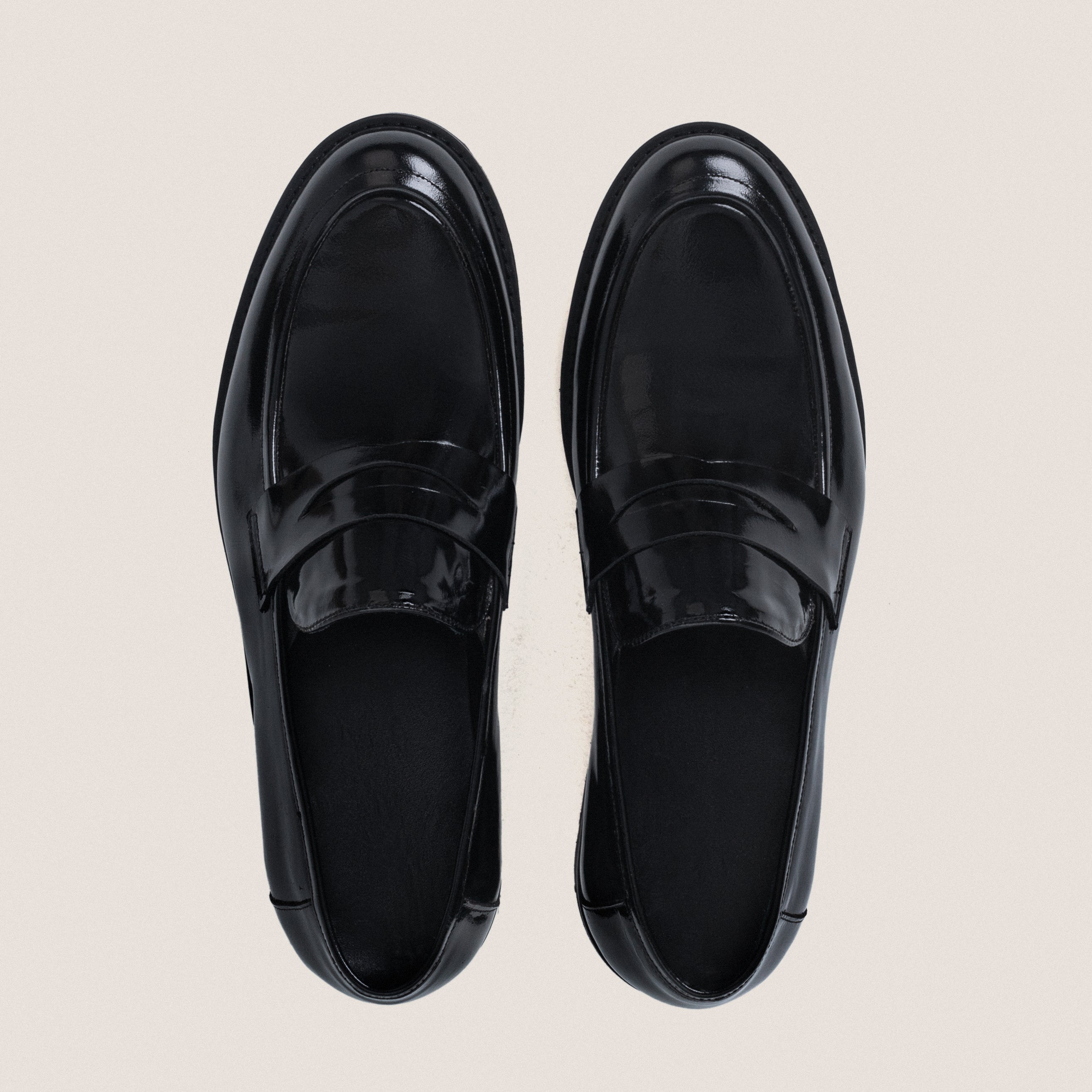 Chunky Black Verne Penny College
