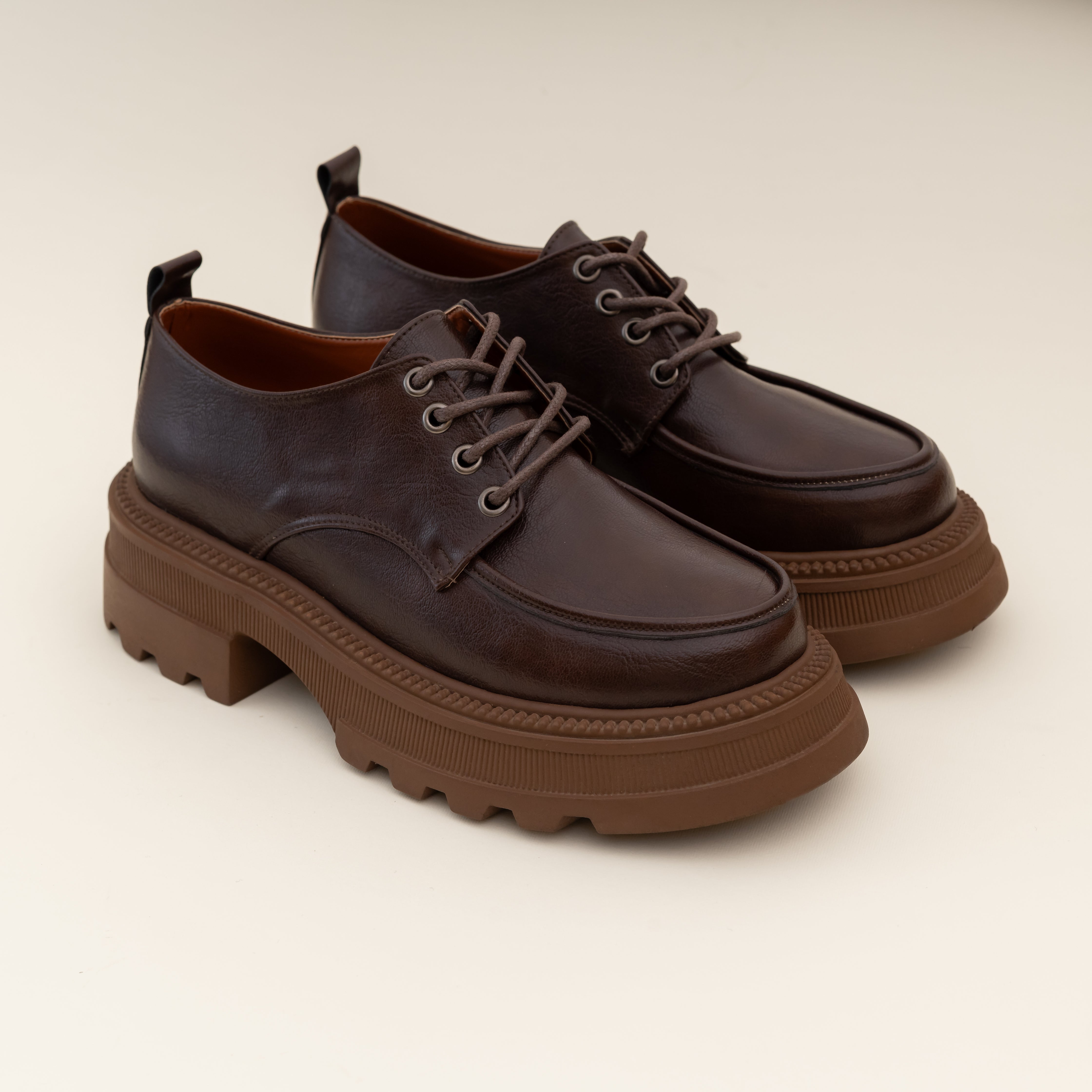 Women Brown Chunky College Laces