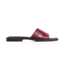 Women Burgundy Bush