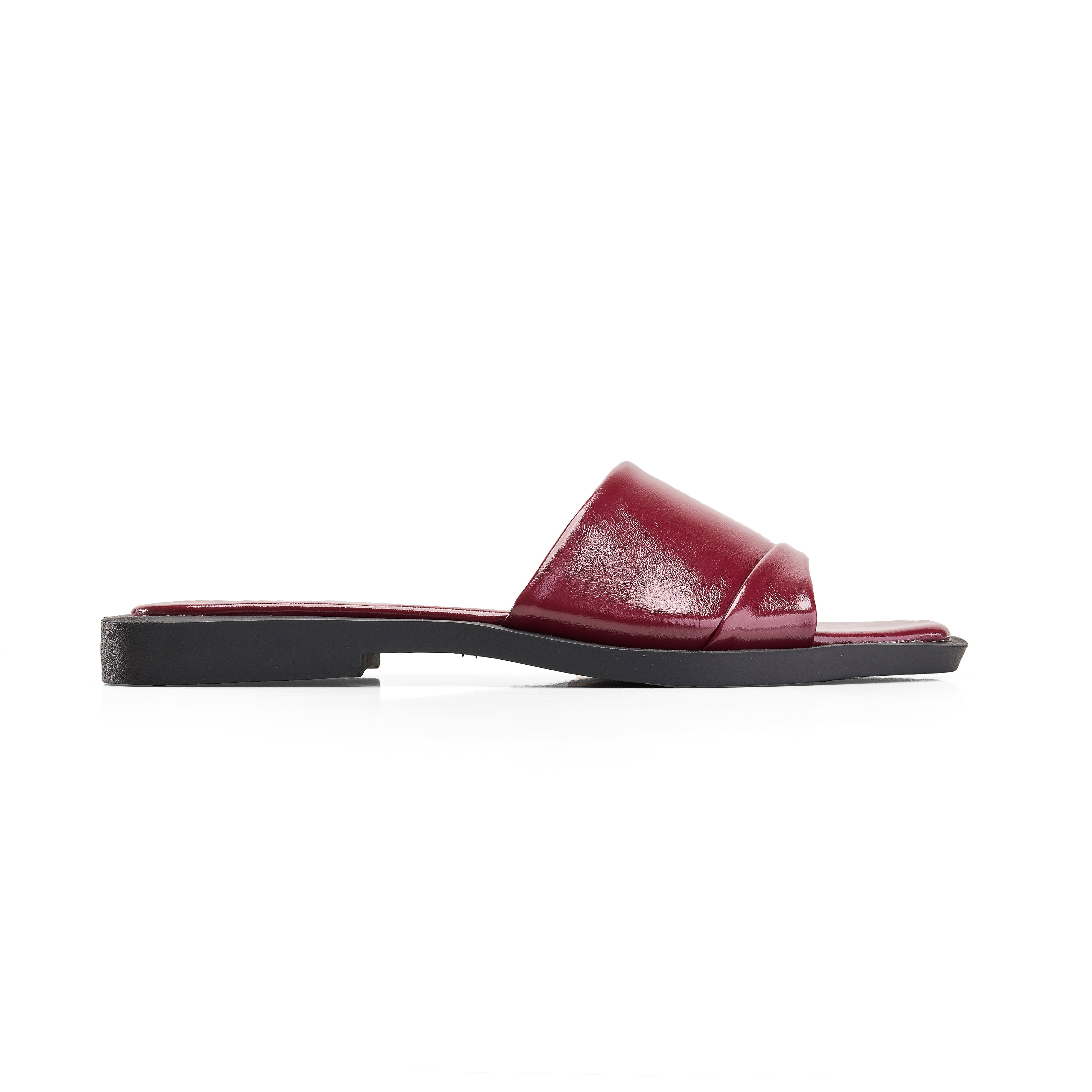 Women Burgundy Bush