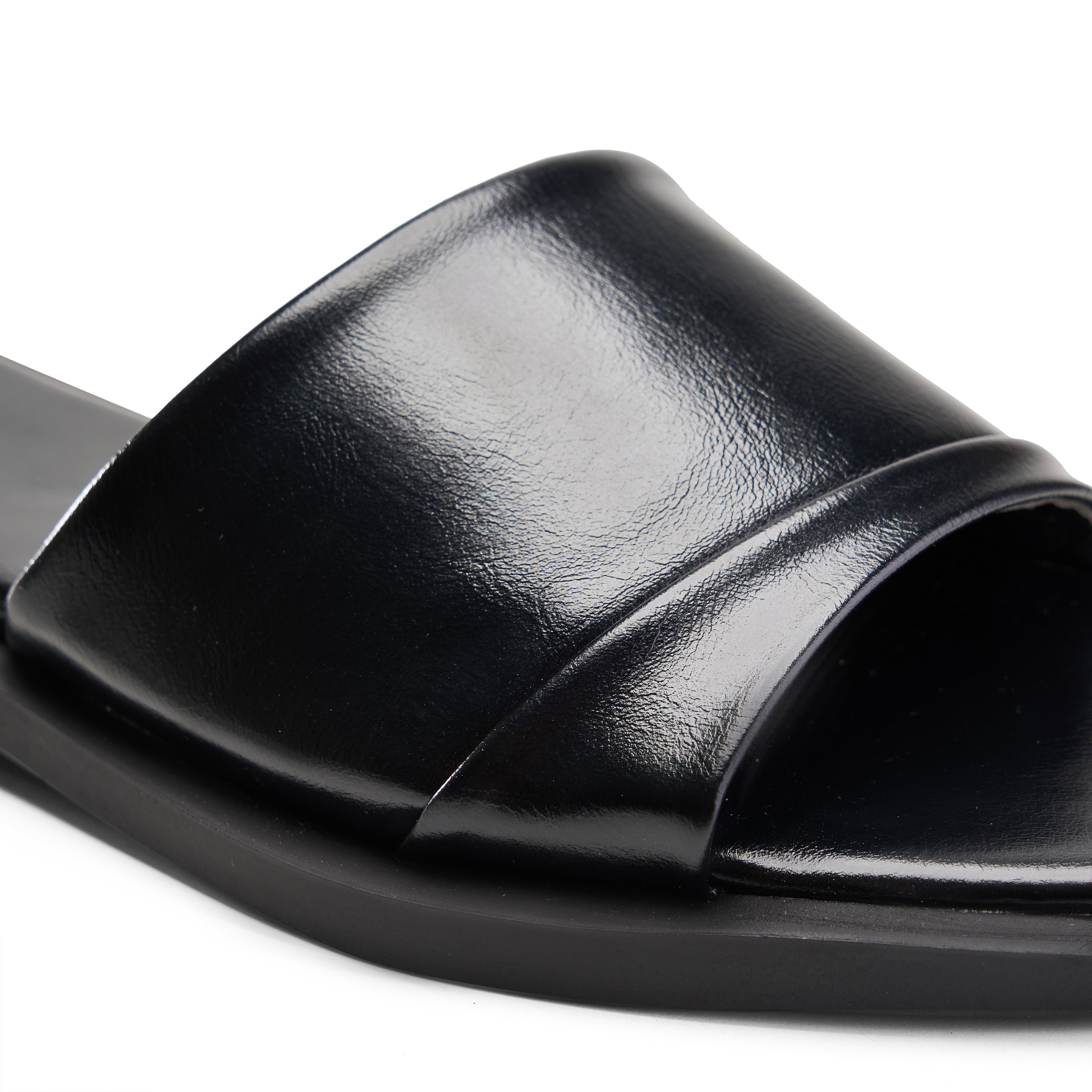 Women Black Bush