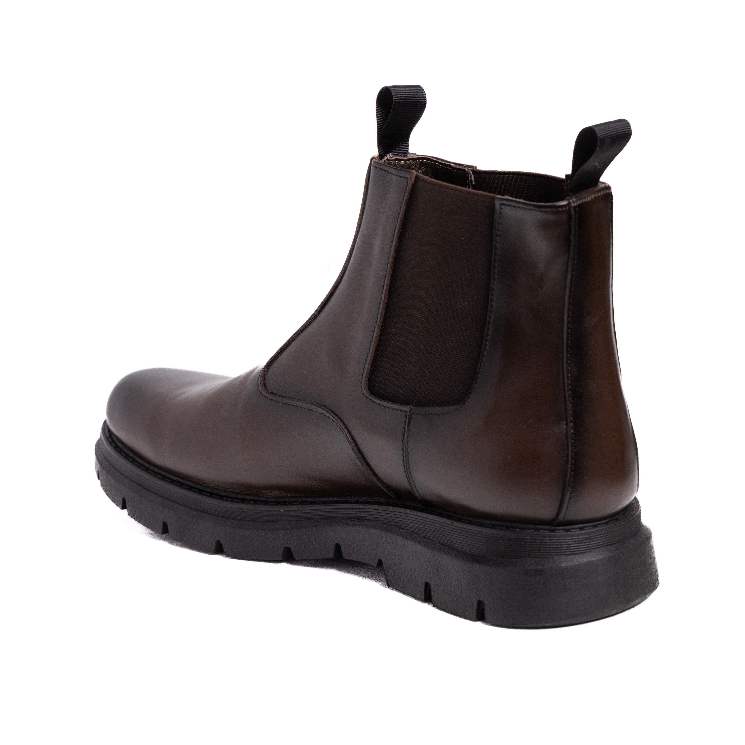 Brown lined chelsea boot