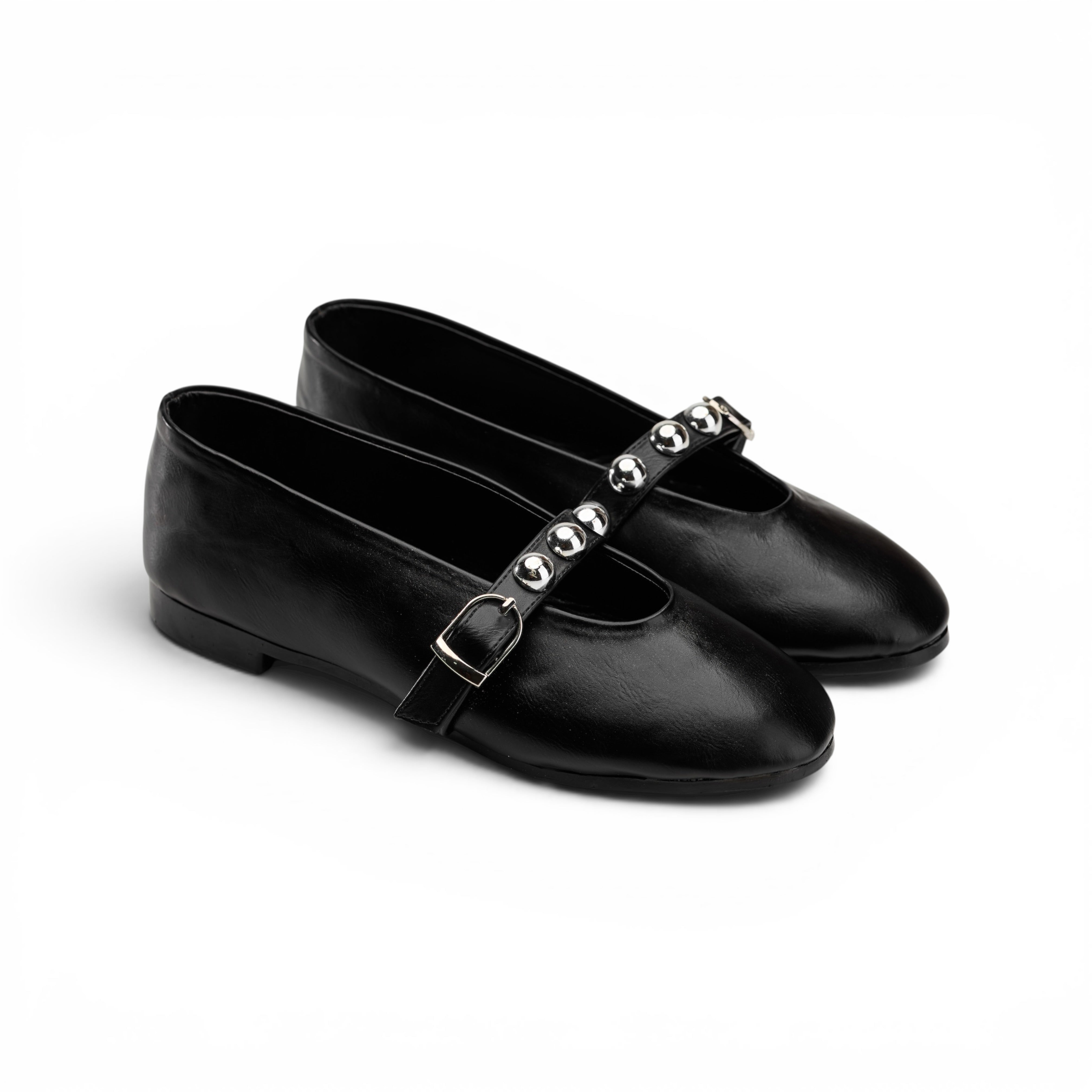 Wome Black Studded Ballerina