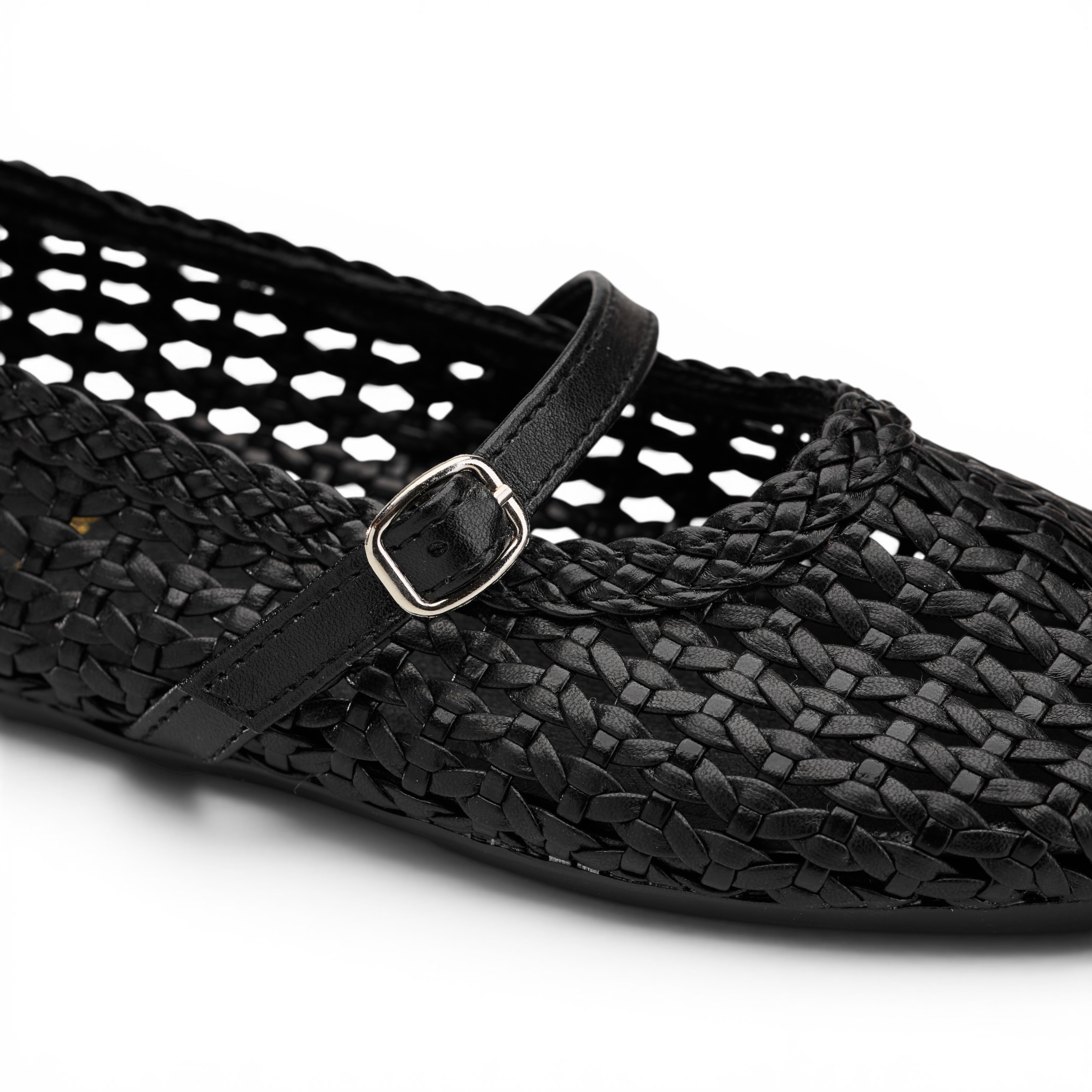 Women Black Breathable Flat Shoes